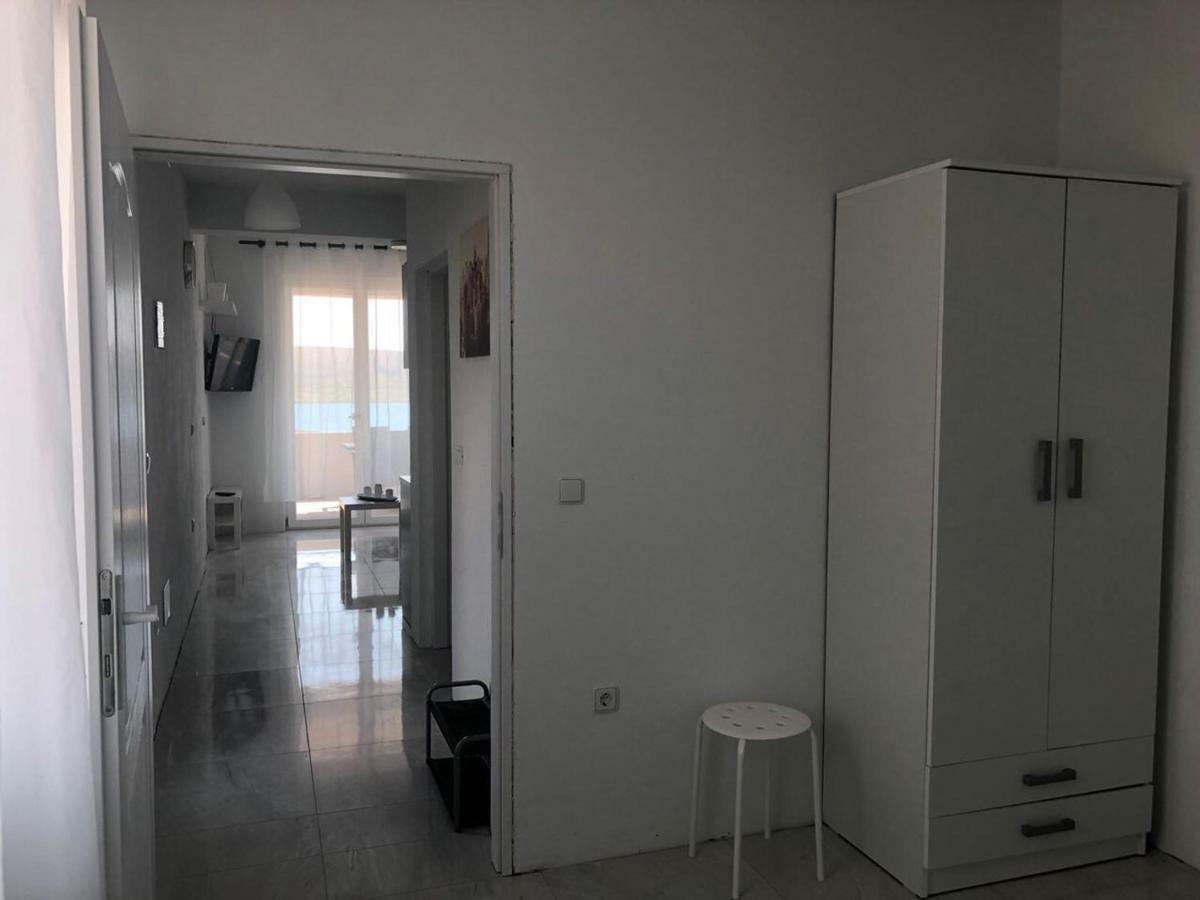 Nelany Apartment Zubovici Luaran gambar