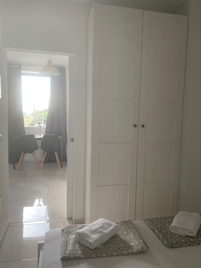 Nelany Apartment Zubovici Luaran gambar