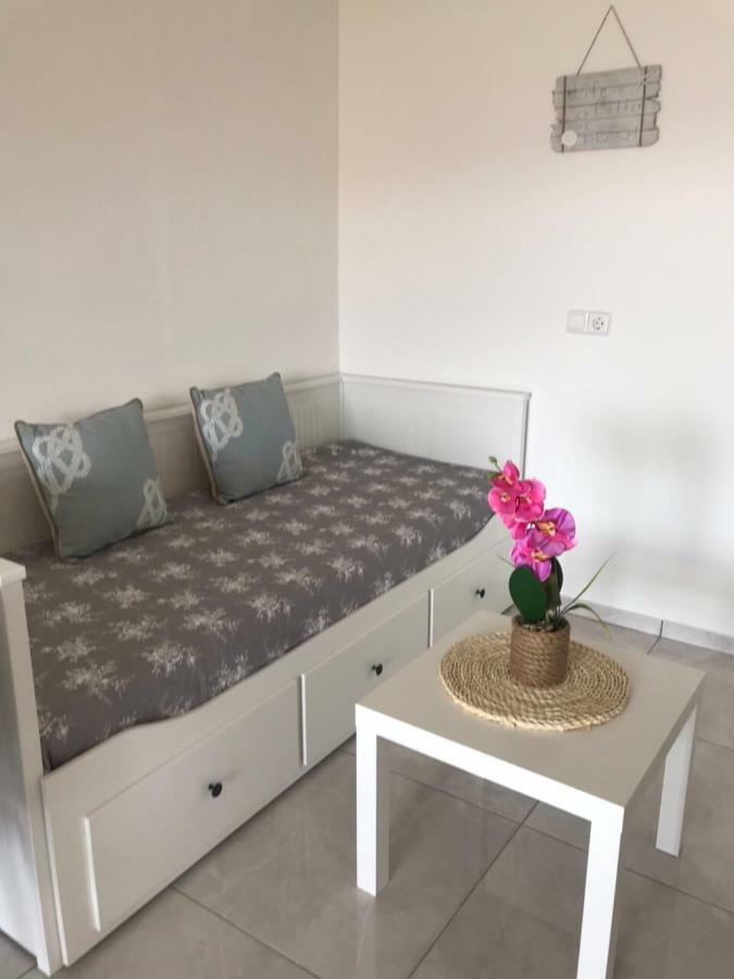 Nelany Apartment Zubovici Luaran gambar
