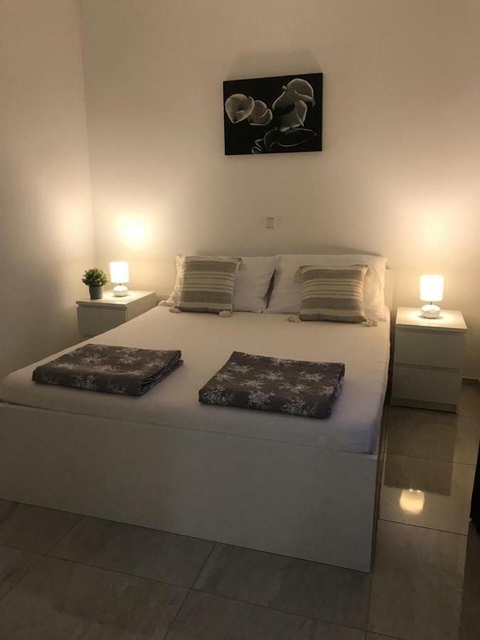 Nelany Apartment Zubovici Luaran gambar