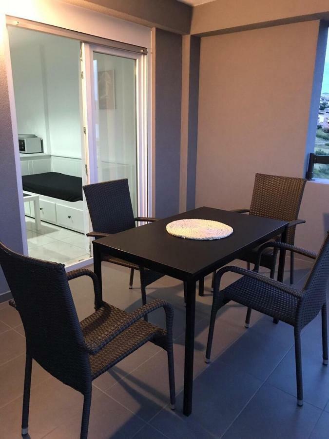 Nelany Apartment Zubovici Luaran gambar