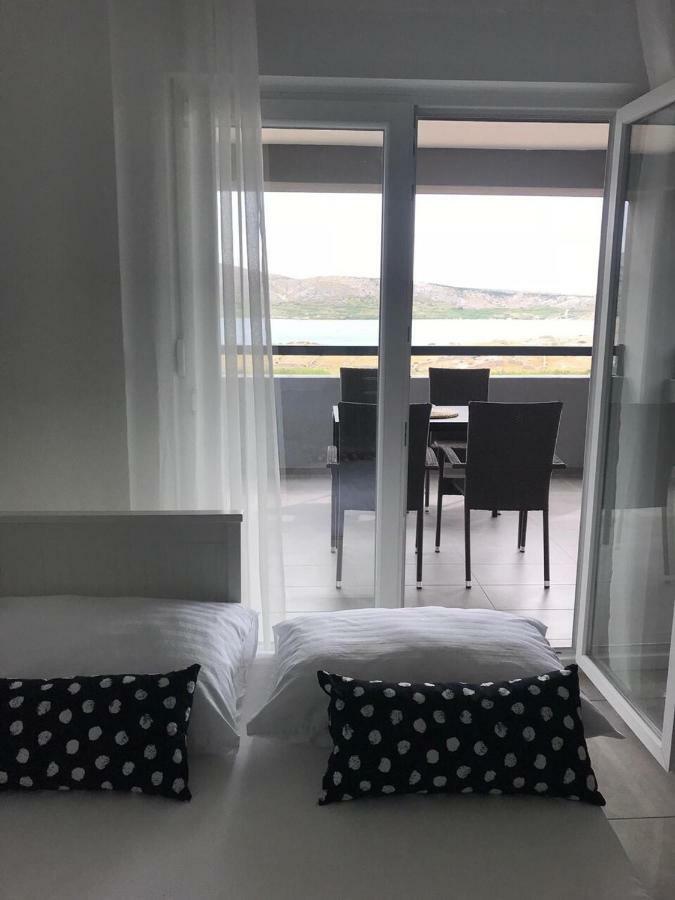 Nelany Apartment Zubovici Luaran gambar