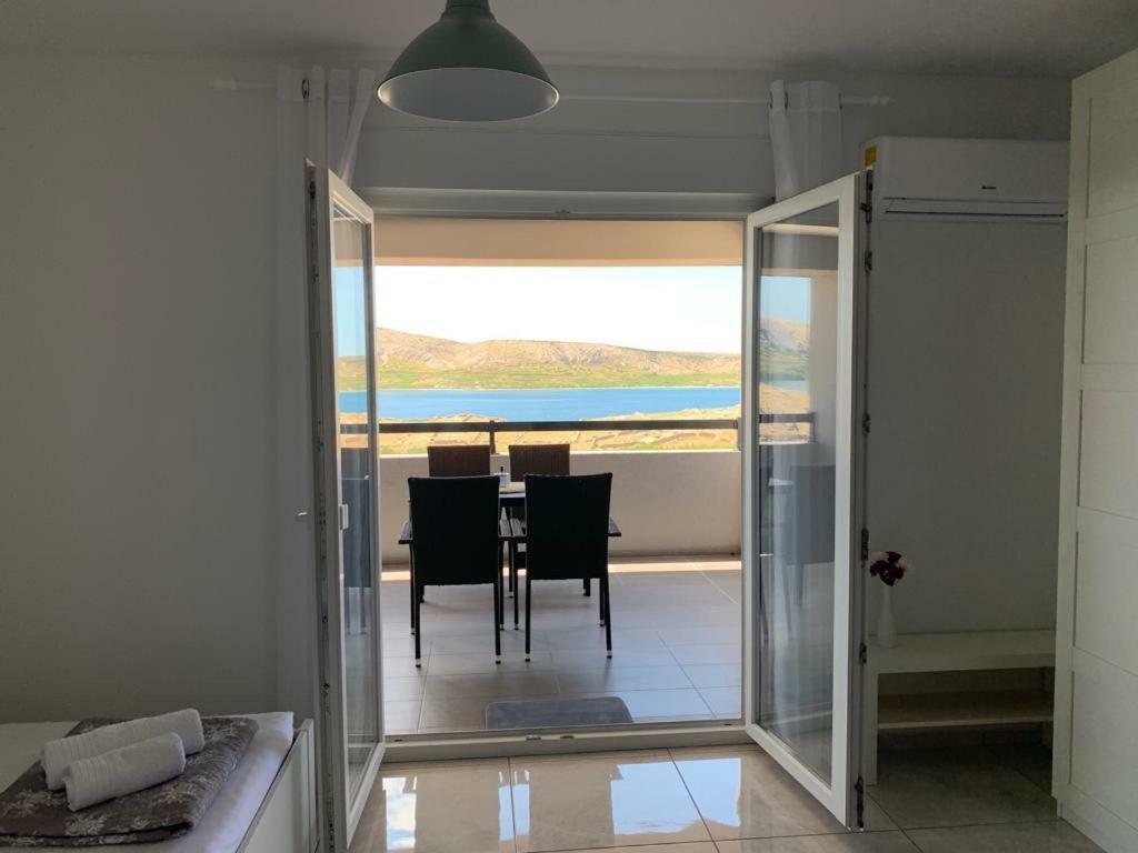 Nelany Apartment Zubovici Luaran gambar
